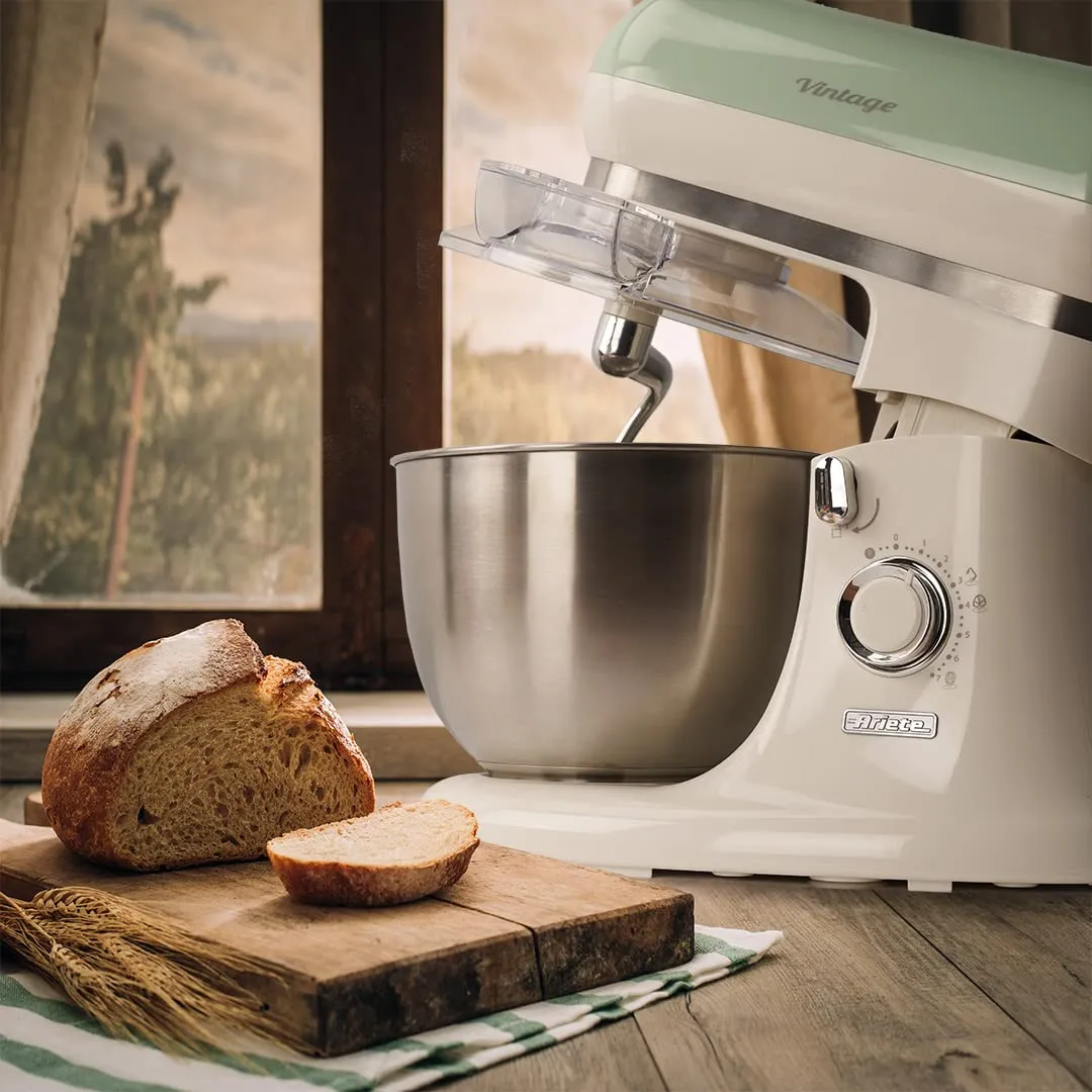 Ariete Vintage Mixer 1588, Food Processor for Dough Maker/Beater Hook, Heart Beater and Wire Whisk Included- 5.5 Lt, 7 Speeds,1200W, Green