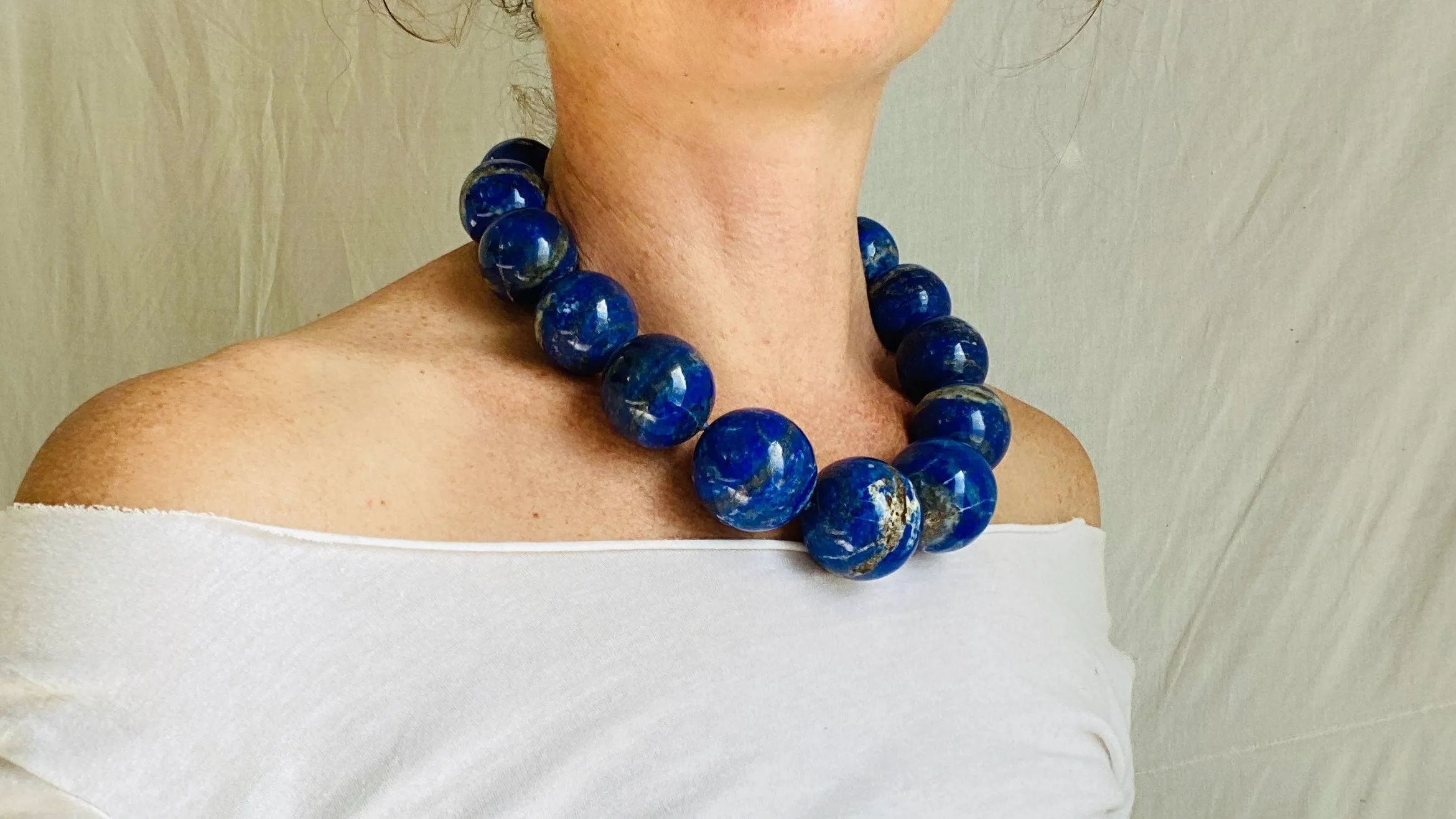 Lapis Beaded Necklace. Huge Spheres. 0748