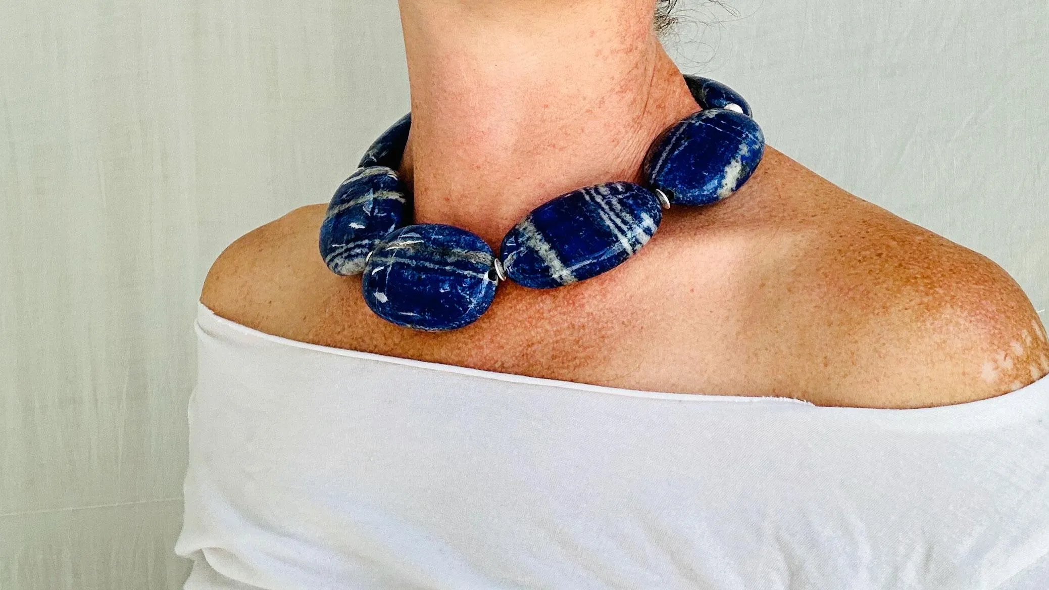 Lapis Lazuli Beaded Necklace. Chunky Ovals. 2644