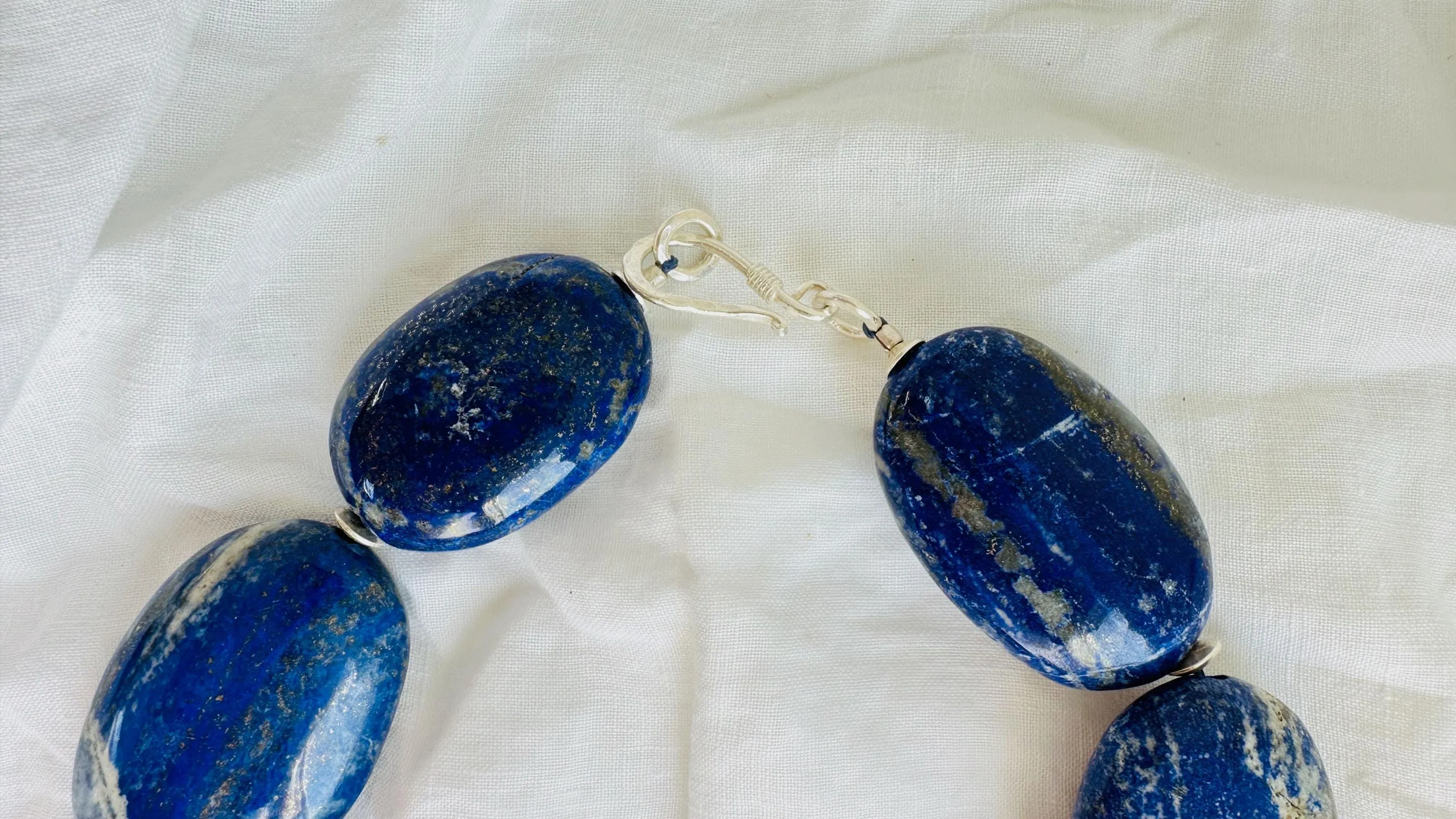 Lapis Lazuli Beaded Necklace. Chunky Ovals. 2644
