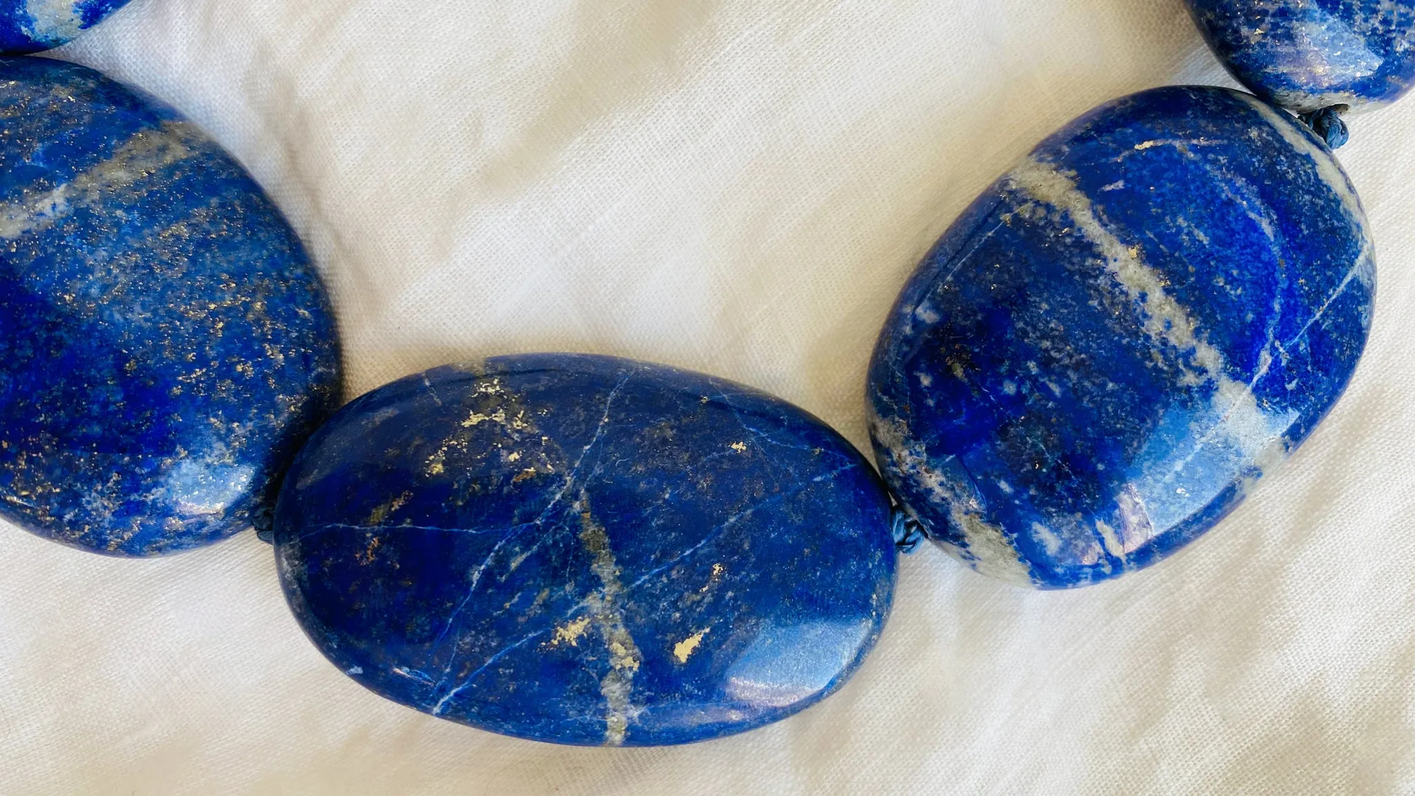 Lapis Lazuli Beaded Necklace. Chunky Ovals