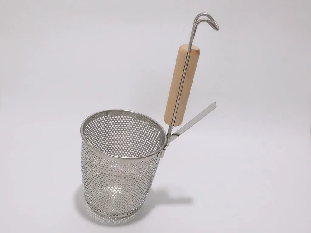 Noodle Strainer by Sampo Sangyo