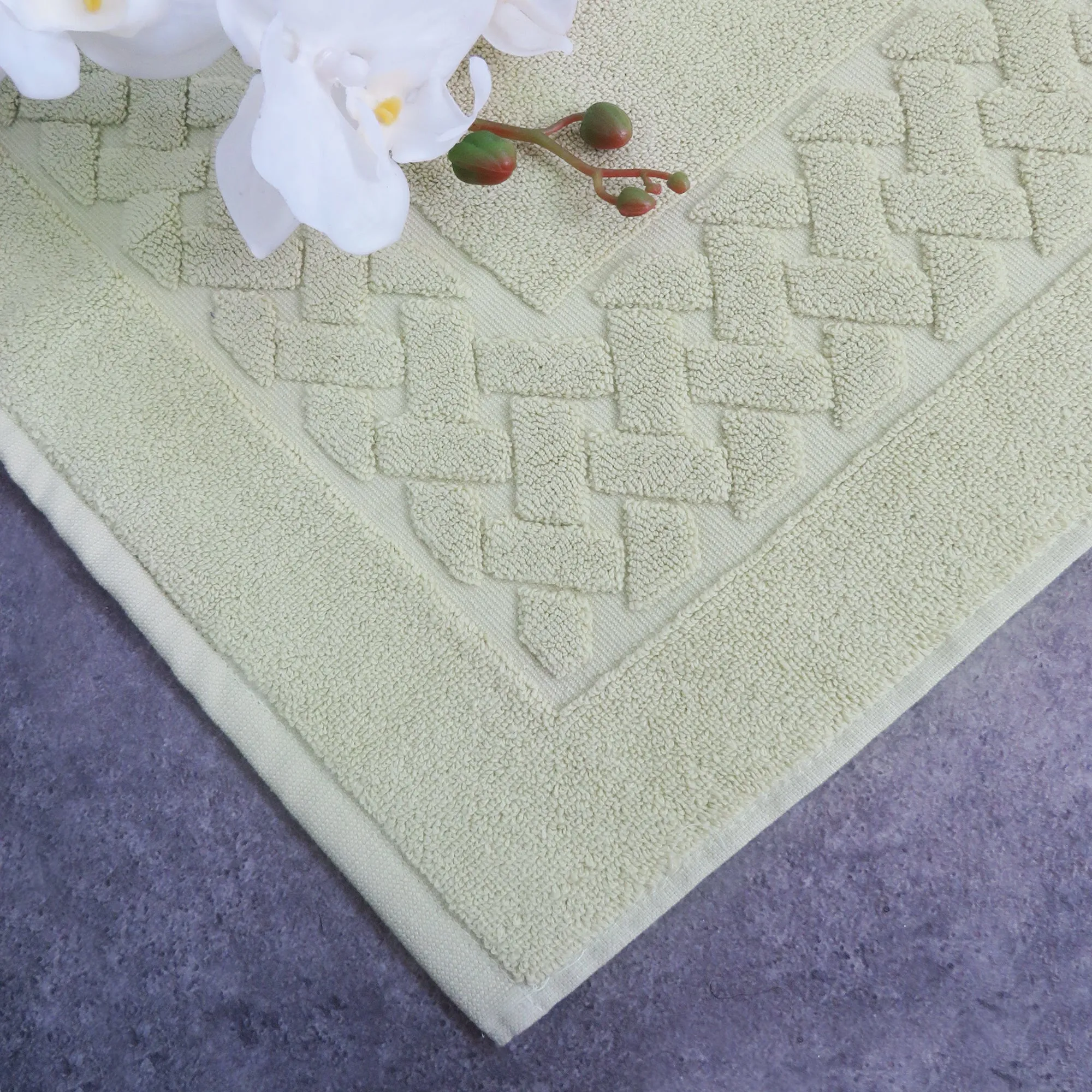 Pale Green Luxury Cotton Bath Mat
